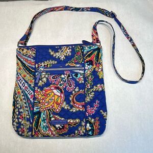 Vera Bradley Iconic Hipster Crossbody Bag Purse Blue Paisley Quilted Triple Zip